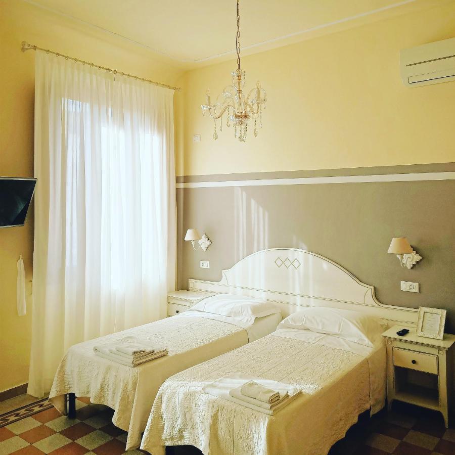 Guest House Domo Florenzia מראה חיצוני תמונה