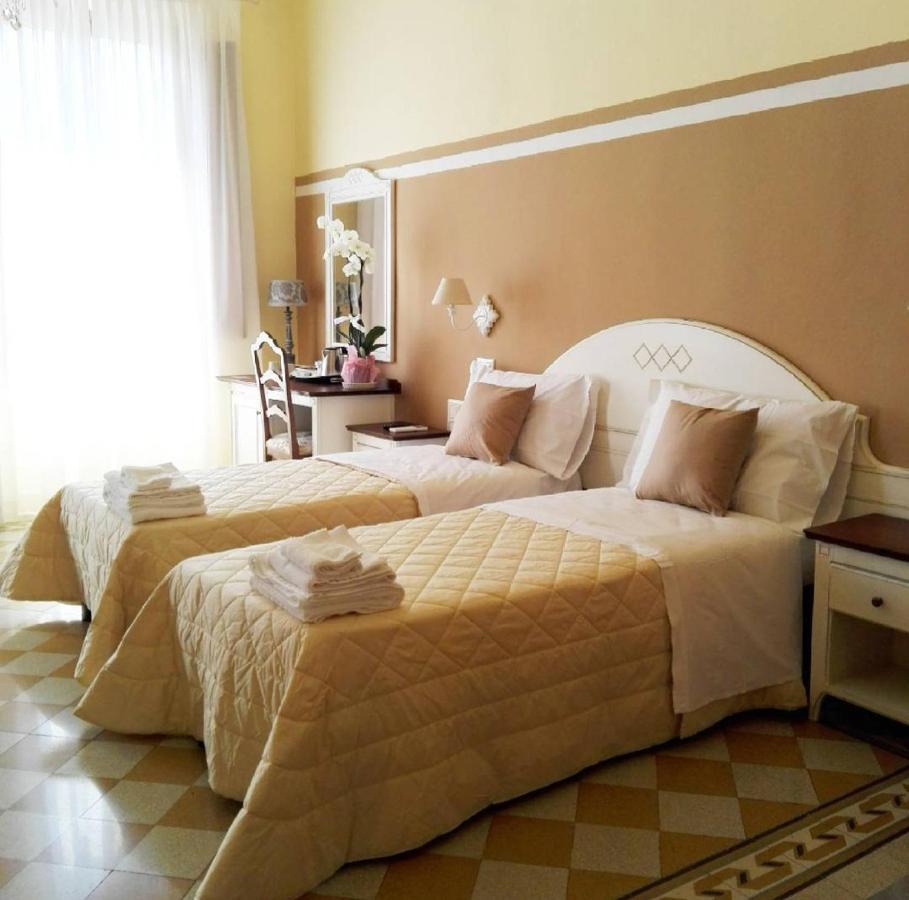 Guest House Domo Florenzia מראה חיצוני תמונה