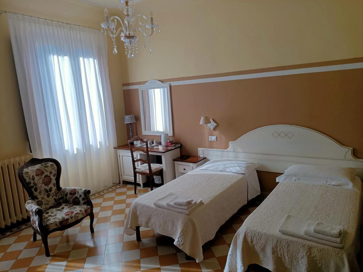 Guest House Domo Florenzia מראה חיצוני תמונה