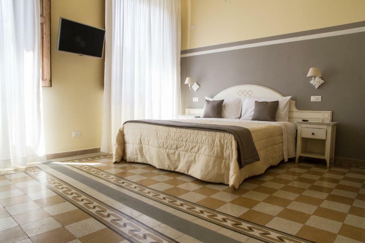 Guest House Domo Florenzia מראה חיצוני תמונה