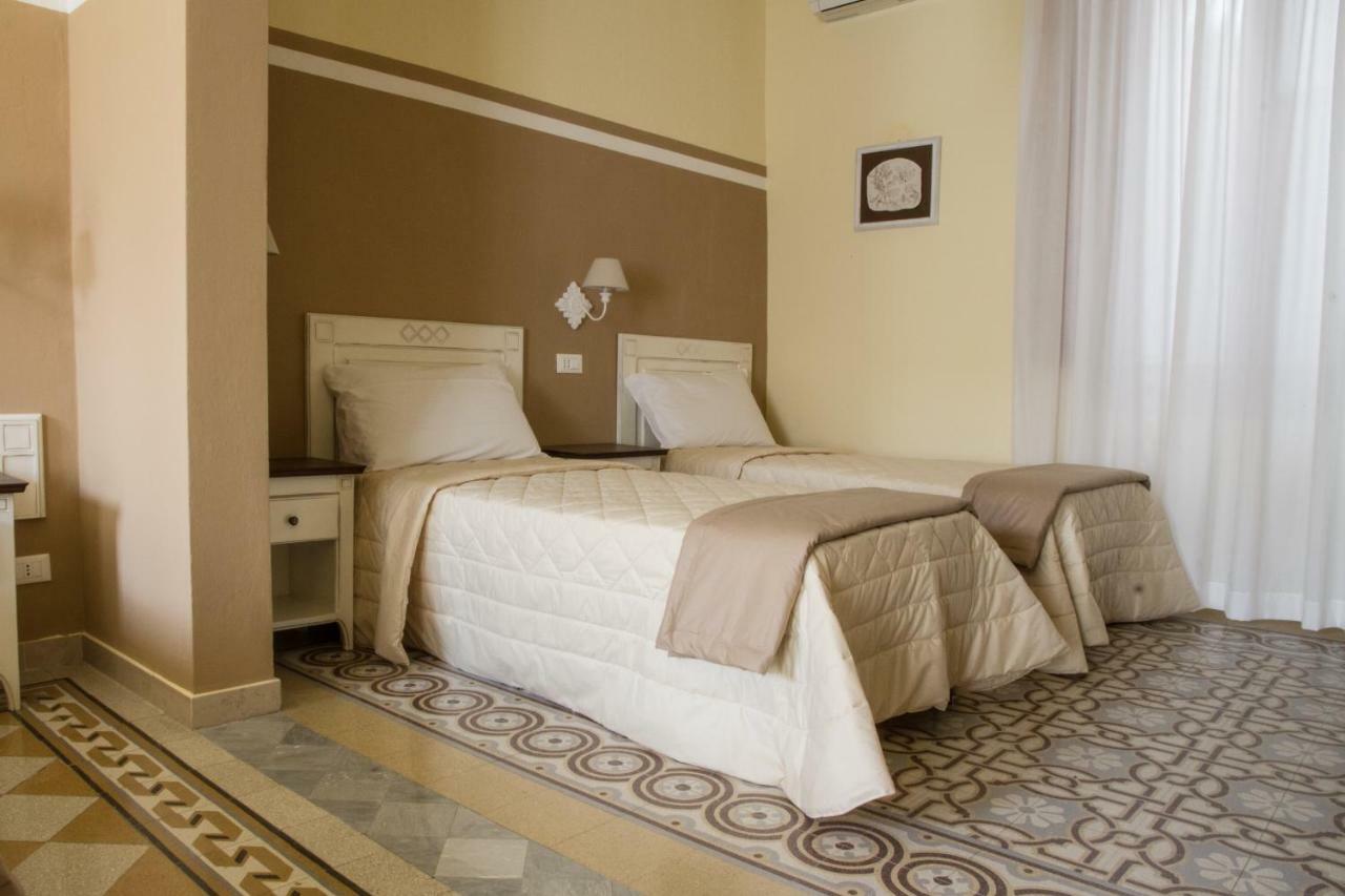 Guest House Domo Florenzia מראה חיצוני תמונה